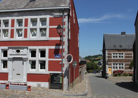 Habitat sur la Place de la Halle