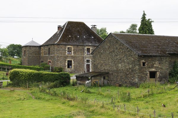 Ancien château-ferme de Gros-Fays