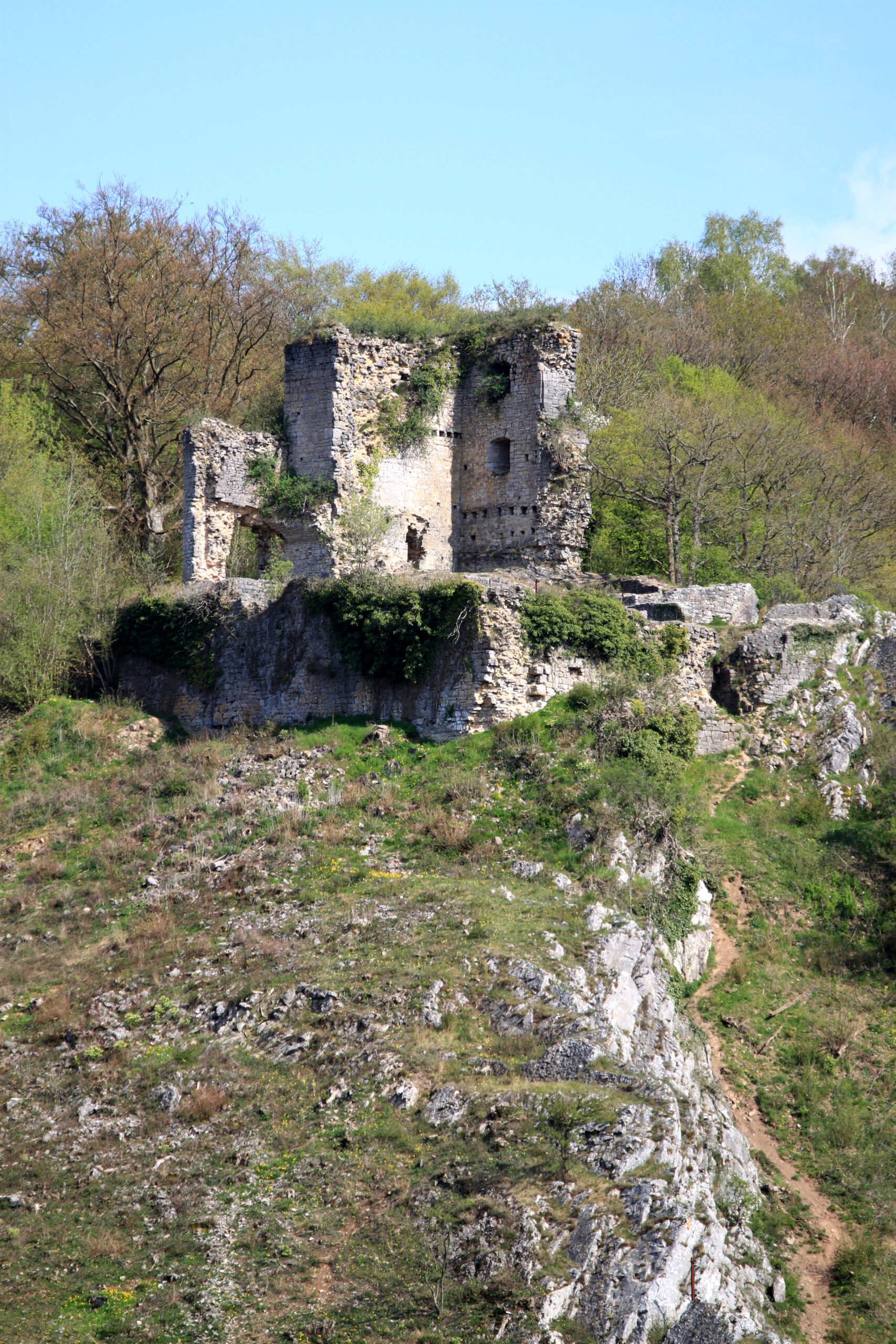 126 - DOURBES - CHATEAU HAUTE ROCHE (c) OT Viroinval